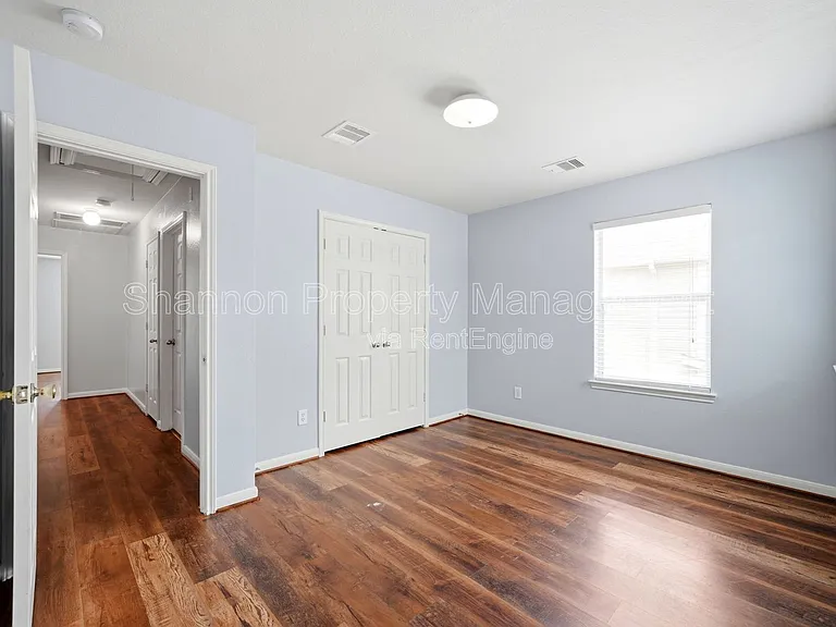 8010 Singing Sonnet Ln — Photo 19