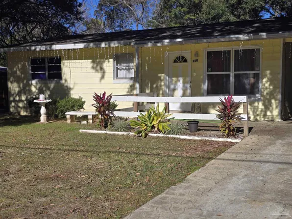 910 Rock Creek Ave, Pensacola, FL 32505