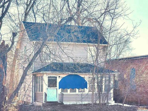 209 E Main Ave, Rockford, IA 50468