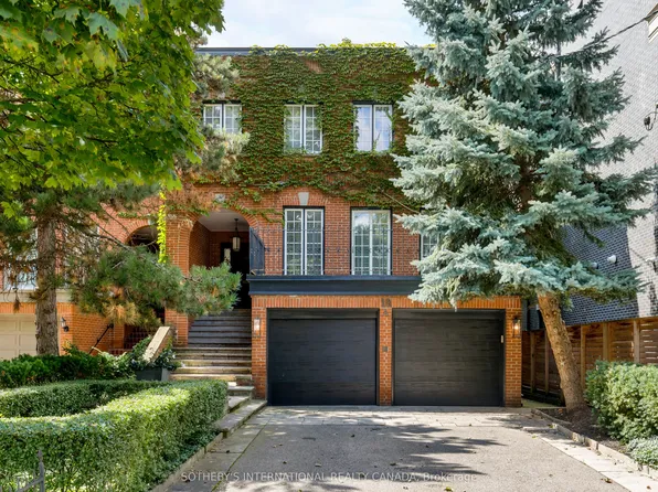 18A Deer Park Cres, Toronto, ON M4V 2C2