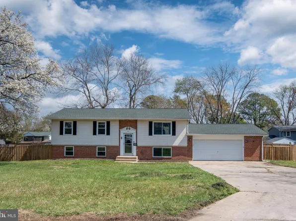 205 Austin Dr, Stafford, VA 22556