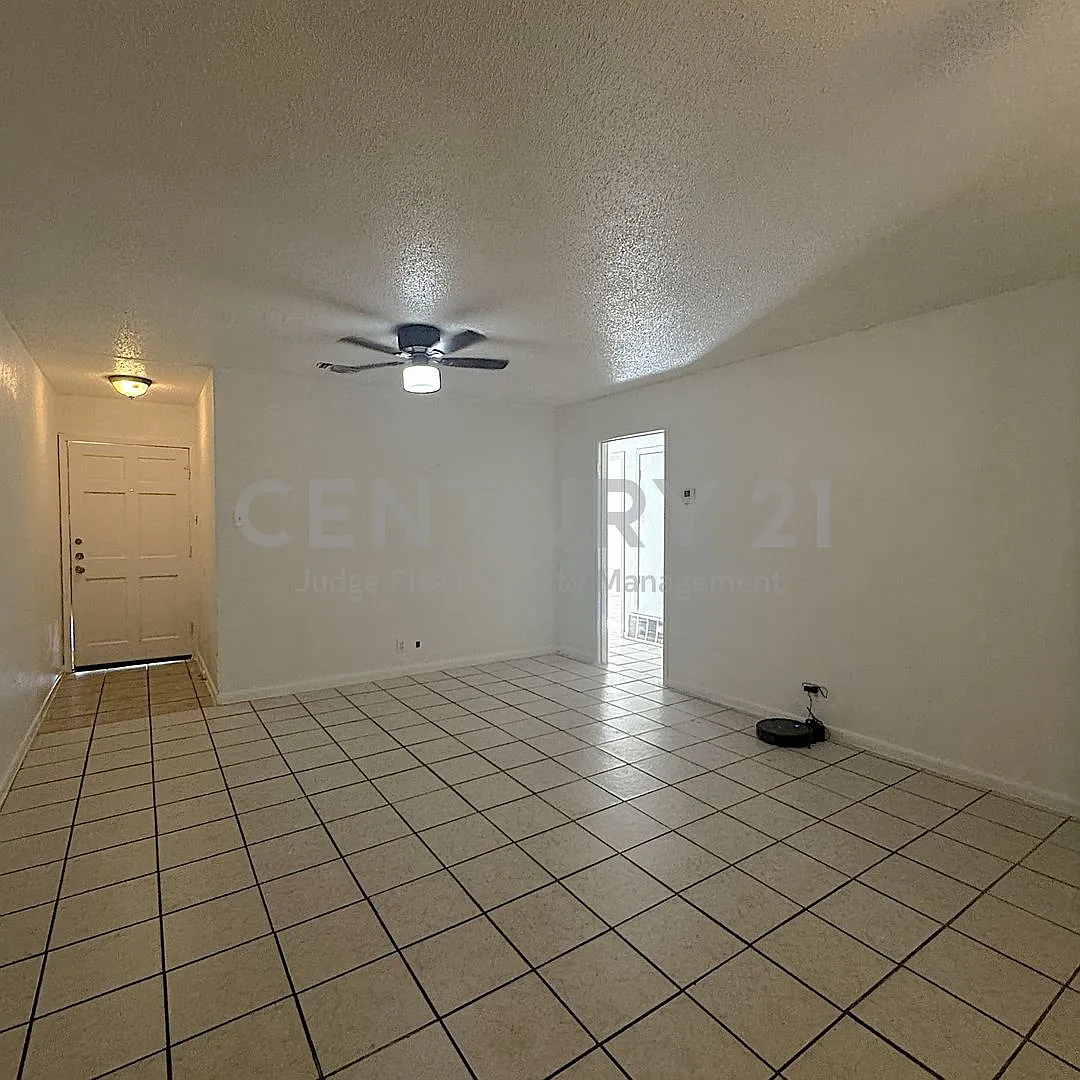 Nice 3/1 in Terrell For Rent! — Photo 3