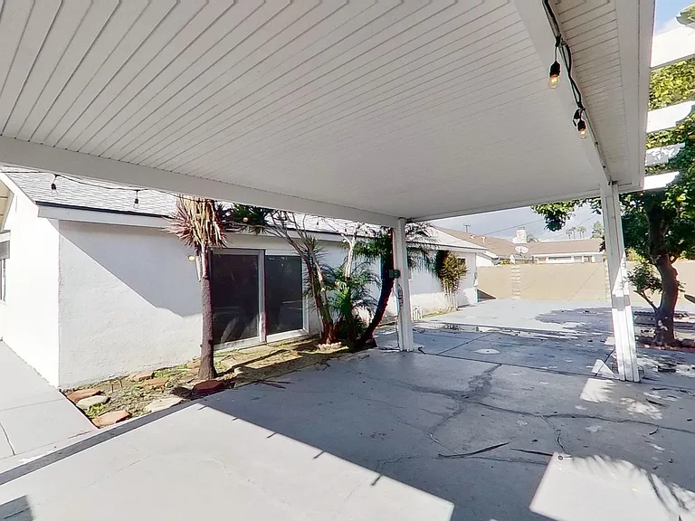 16402 Birdie Ln — Photo 14