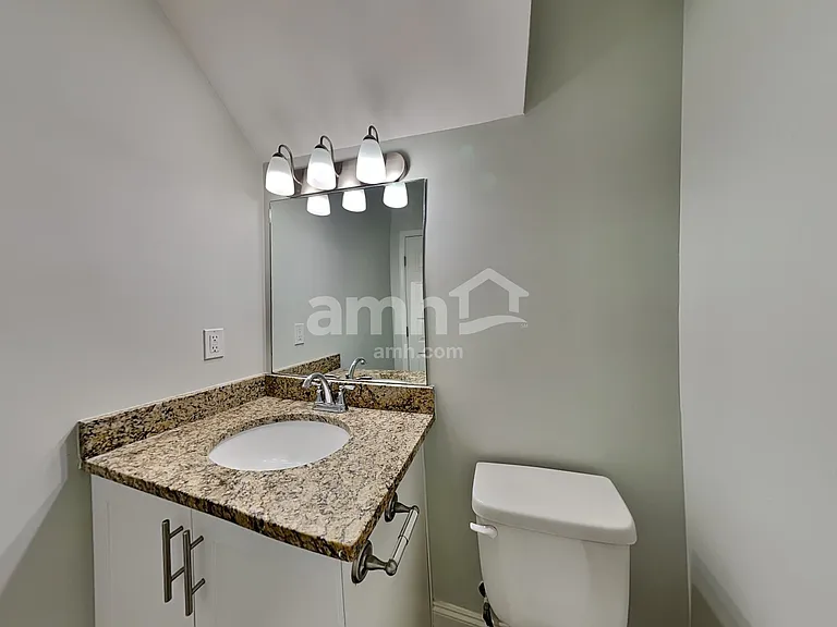5305 Tupelo St — Photo 8