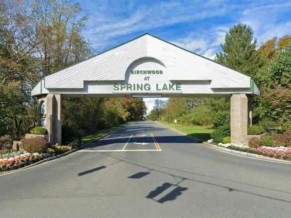 676 Birchwood Park Drive #676, Middle Island, NY 11953