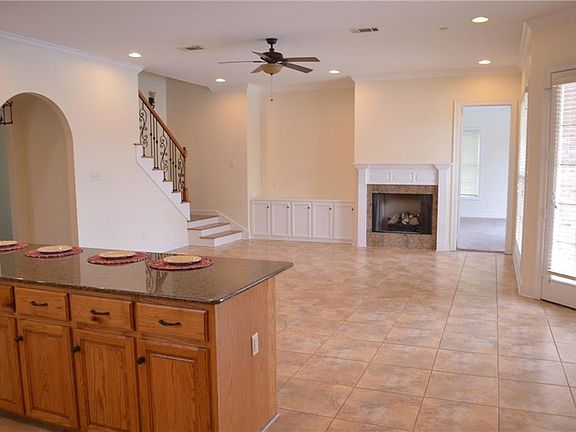 2nd image of 404 Calderwood Dr