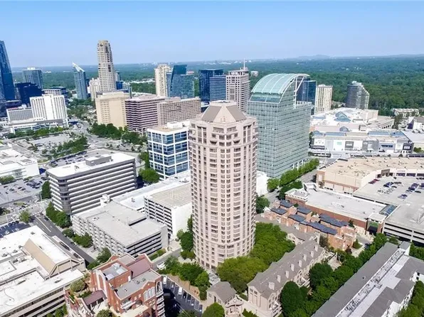 3475 Oak Valley Rd NE, Atlanta, GA 30326