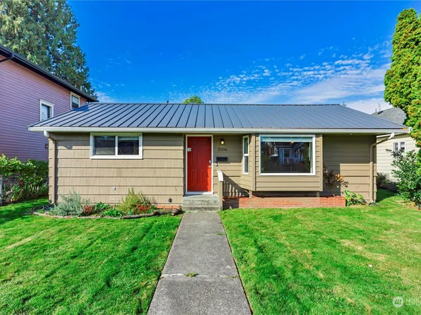 2206 Rainier Avenue, Everett, WA 98201