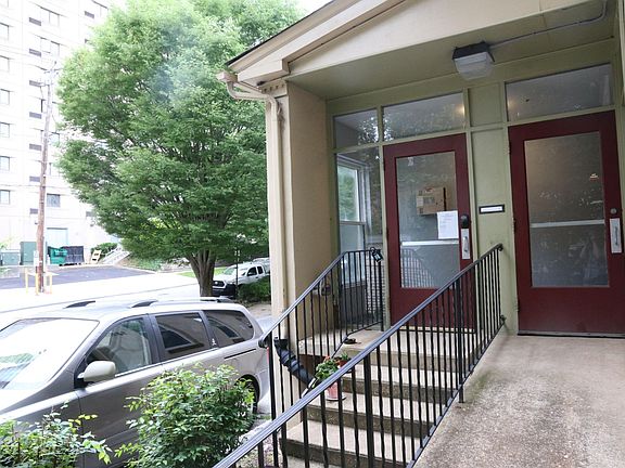 2nd image of 1203 Gilpin Ave APT 3