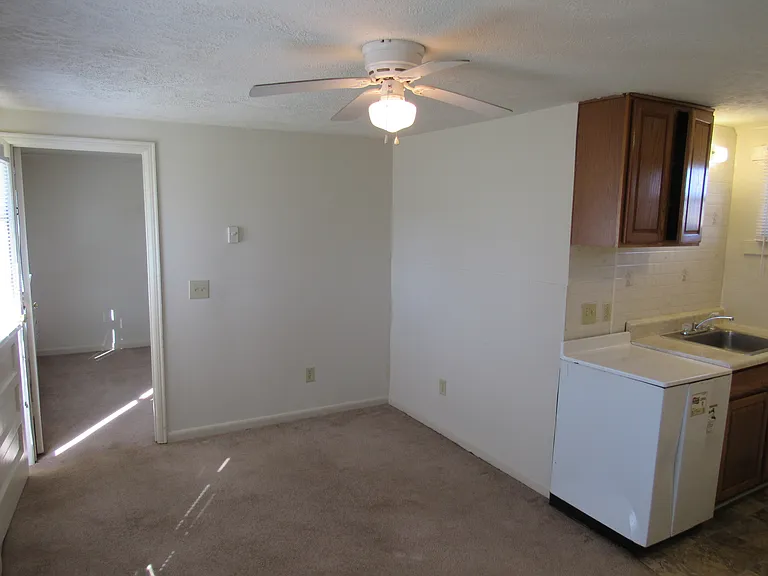 3635 Shelby Rd — Photo 8