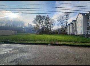 822 W Muskingum Ave, Zanesville, OH 43701