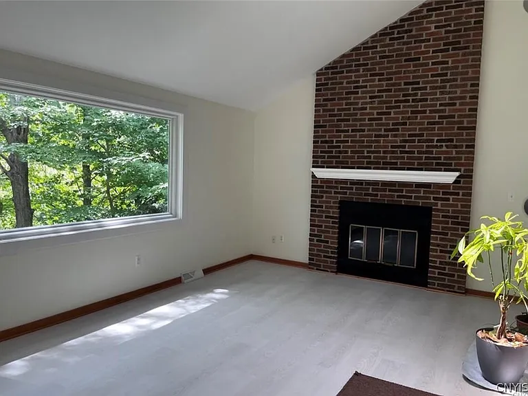 4405 Jack In The Pulpit Cir — Photo 5