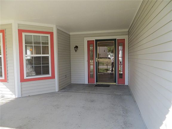 3rd image of 5118 Hickory Lake Dr