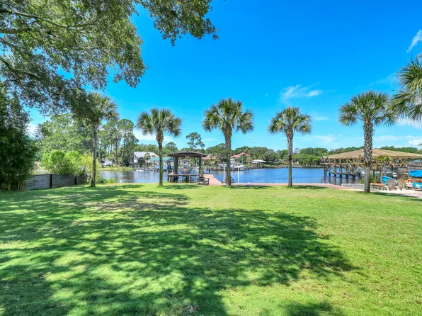821 Cross St, Destin, FL 32541