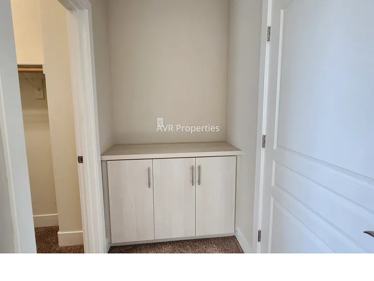5635 Melodia Cir — Photo 24