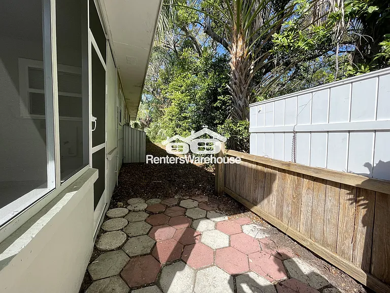 310 S Arcturas Ave #3 — Photo 16