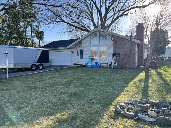 214 Page St, Vicksburg, MI 49097