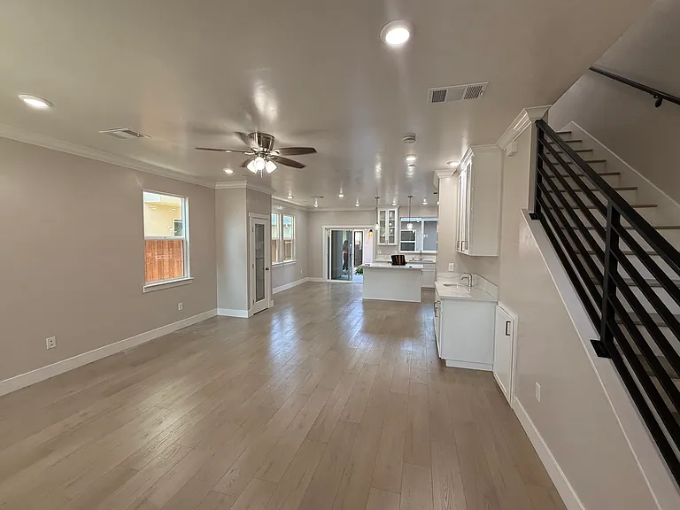 2607 Beaumont St — Photo 5