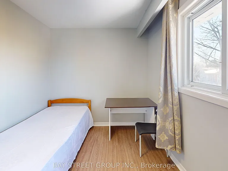 42 Iangrove Ter — Photo 10