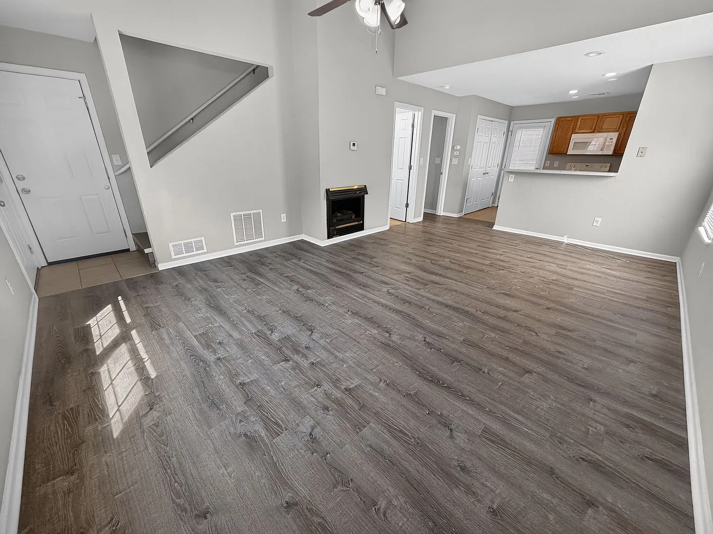 Nice 3 Bedroom Duplex — Photo 4