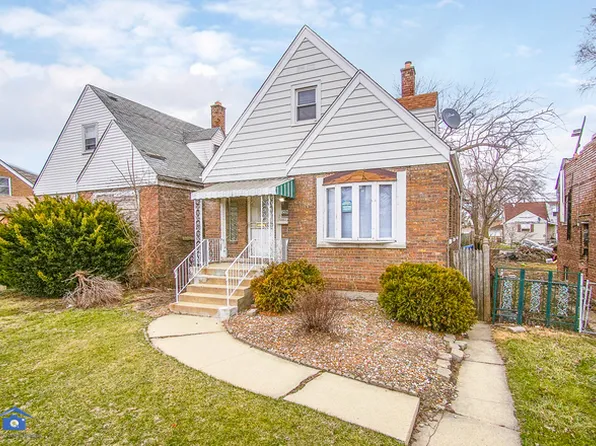 15941 Lathrop Ave, Harvey, IL 60426