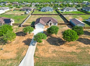 137 W Tree Farm Dr, Lytle, TX 78052