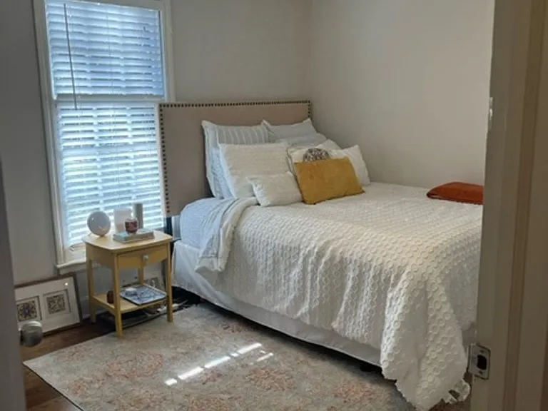 2600 Selwyn Ave — Photo 12