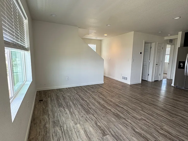 5836 Thurless Ln — Photo 5