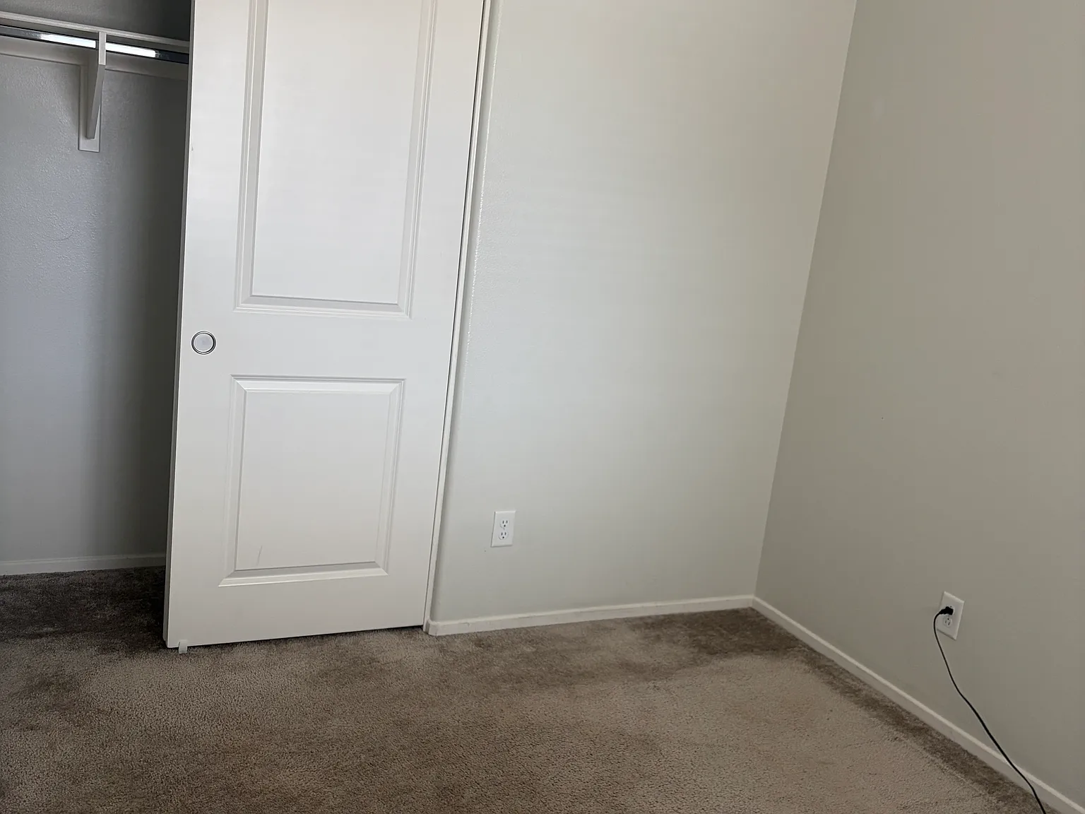 Hamilton Ct, Victorville — Photo 2
