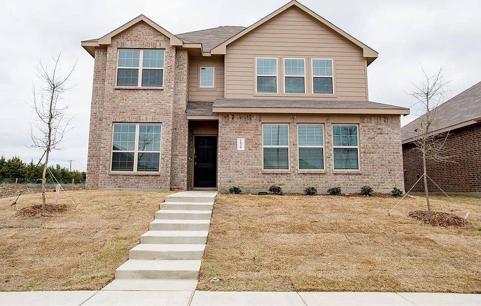 1st image of 1829 Cross Oaks Dr