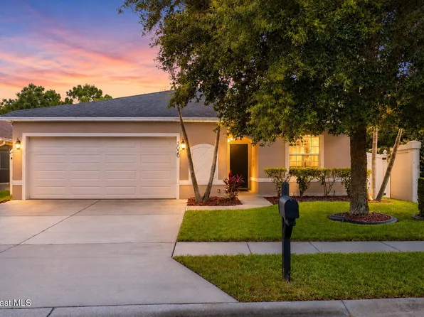 3020 Constellation Dr, Melbourne, FL 32940