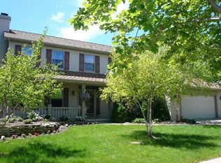 1824 N Sunkist Cir, De Pere, WI 54115