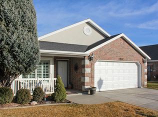 2434 N Dorchester Ave, Harrisville, UT 84414