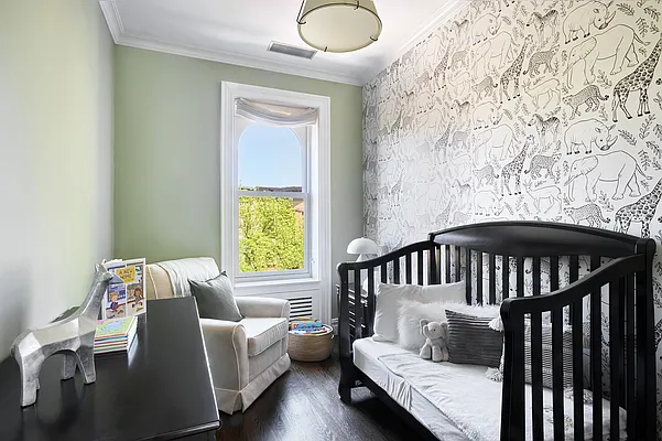 Sold by Compass | media 19