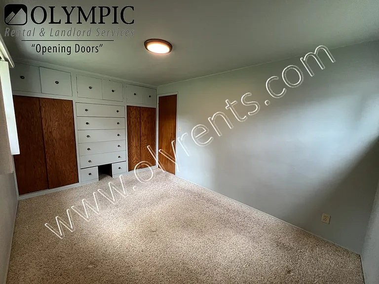 Bedroom #1