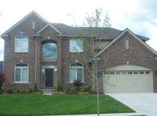 51010 Doroca Ct, Novi, MI 48374