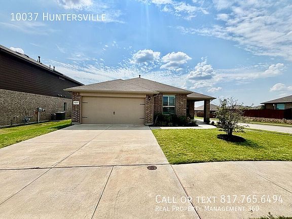 2nd image of 10037 Huntersville Trl
