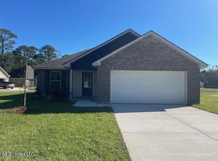 14346 Southern Elm Ave, Gulfport, MS 39503