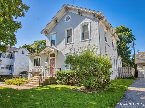 616 N Sheridan Rd, Waukegan, IL 60085