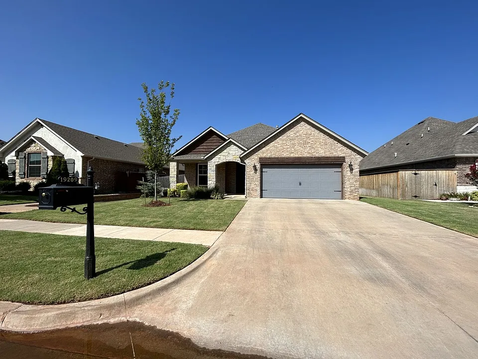19209 Rush Springs Ln