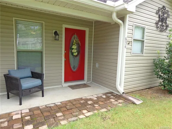 634 Wetumpka St, Prattville, AL 36067