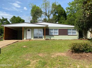 3046 N Noland St, Marianna, FL 32446