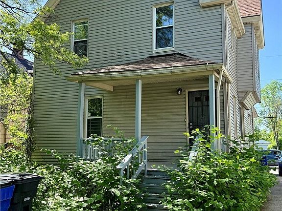 3rd image of 13409 Harvard Ave