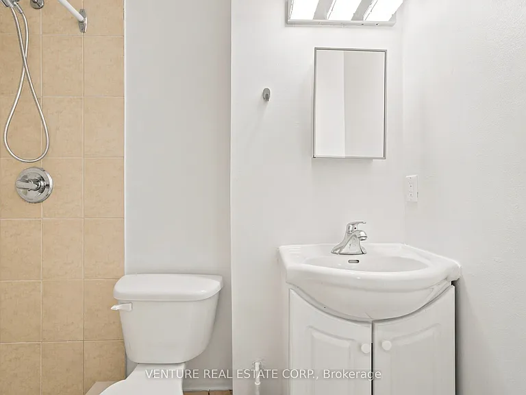 1228 Saint Clair Ave W #3 — Photo 23