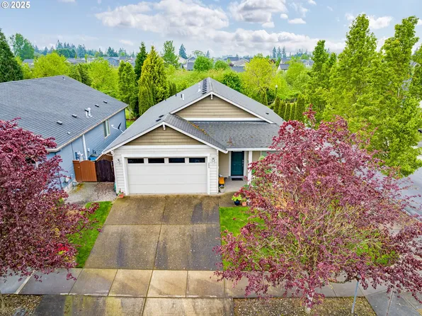 209 N 38th Pl, Ridgefield, WA 98642