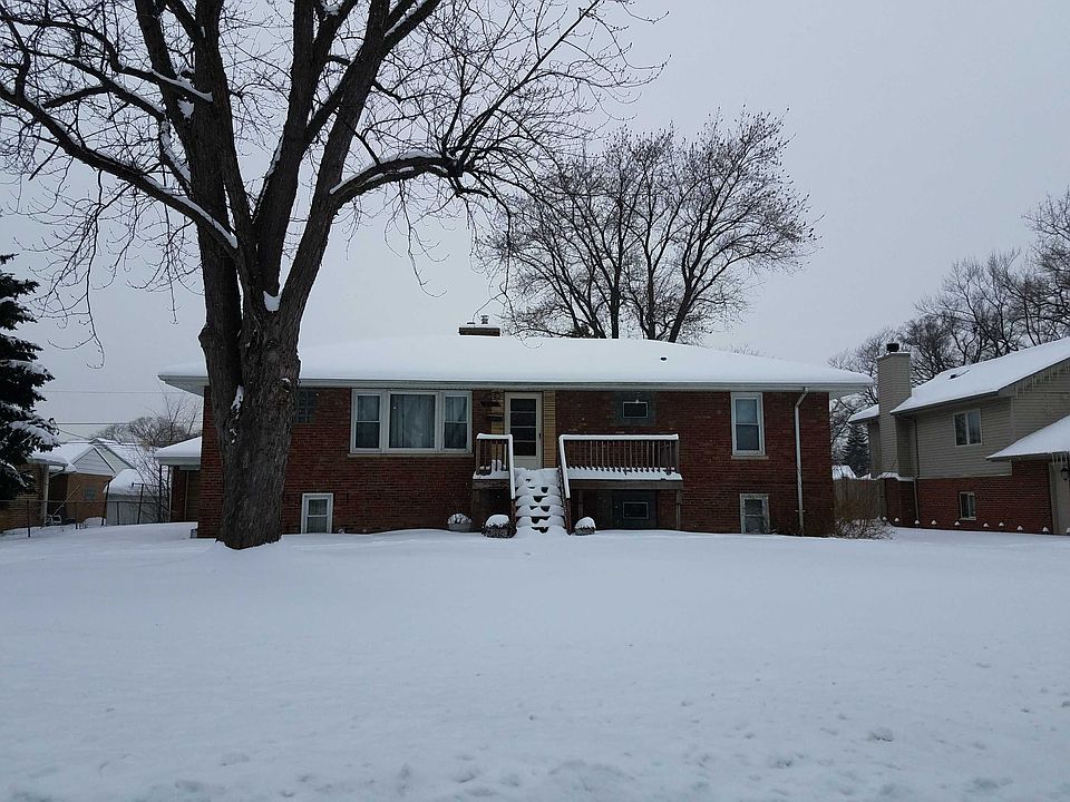 1st image of 2314 Calwagner Ave