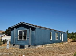 15836 S Hickory Ln, Mayer, AZ 86333