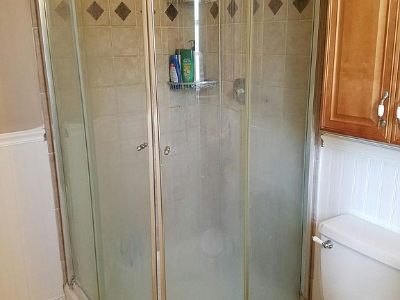 3rd image of 1763 NE 25th Ter