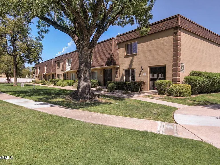 8482 E Chaparral Rd — Photo 2
