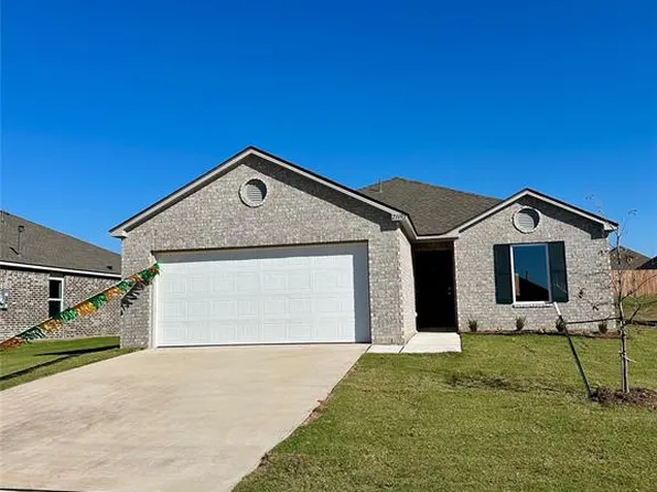 21193 River Mist Dr, Harrah, OK 73045